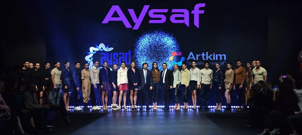 Aysaf Defilesine Özge Ulusoy Damgası