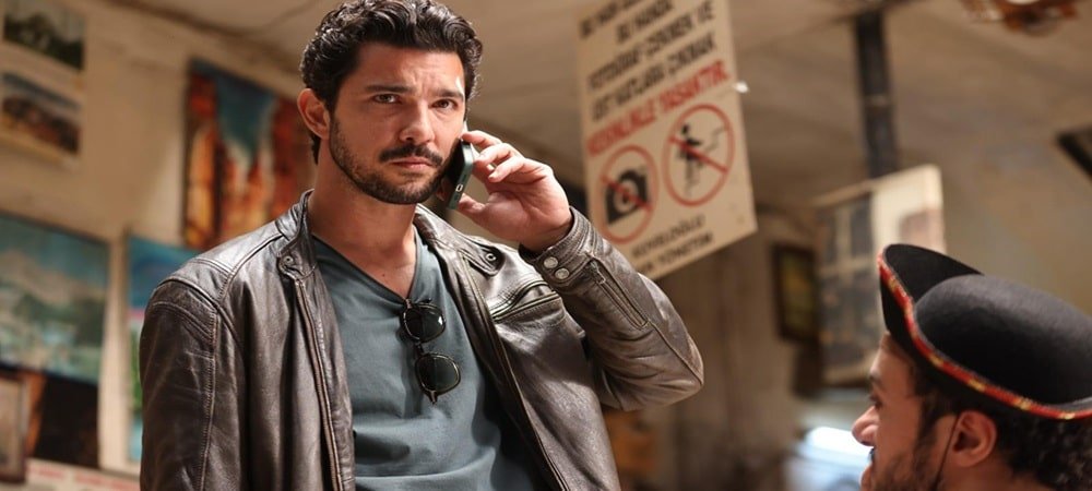 İşte Maestro’nun Gazeteci Yaman Safir’i