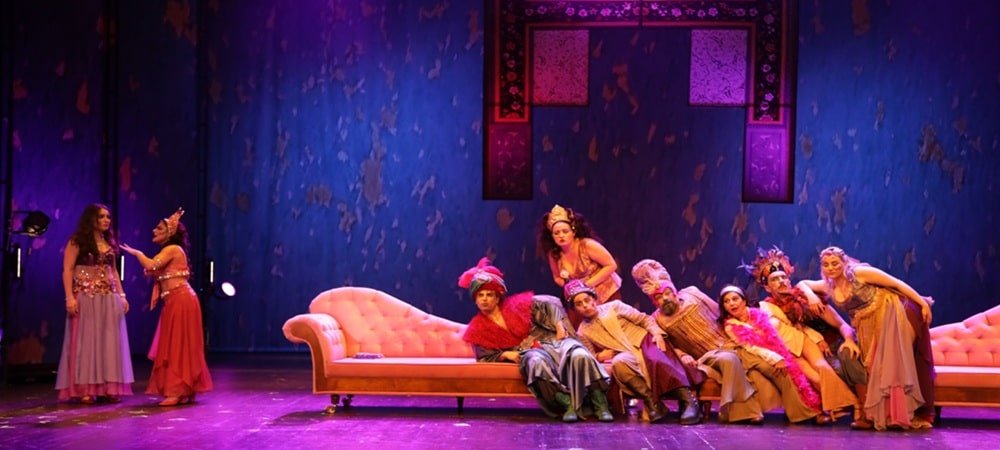 Osmanlı Bürokrasisine Müzikal Bir Eleştiri