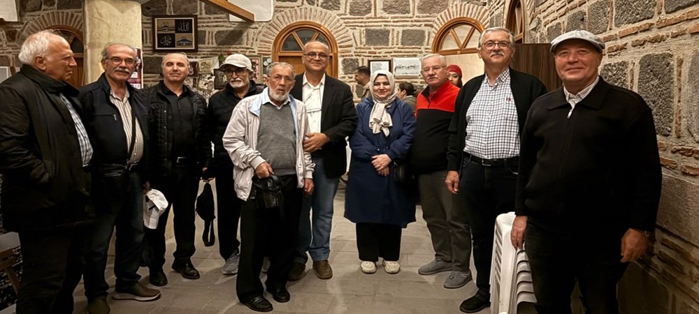 Tarihi Kurşunlu Han Şiir Evin'de Anlamlı Buluşma: Erkan Akbalık ile 
